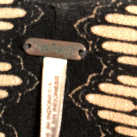 Beautiful Free People Top - Picture 3 of 3